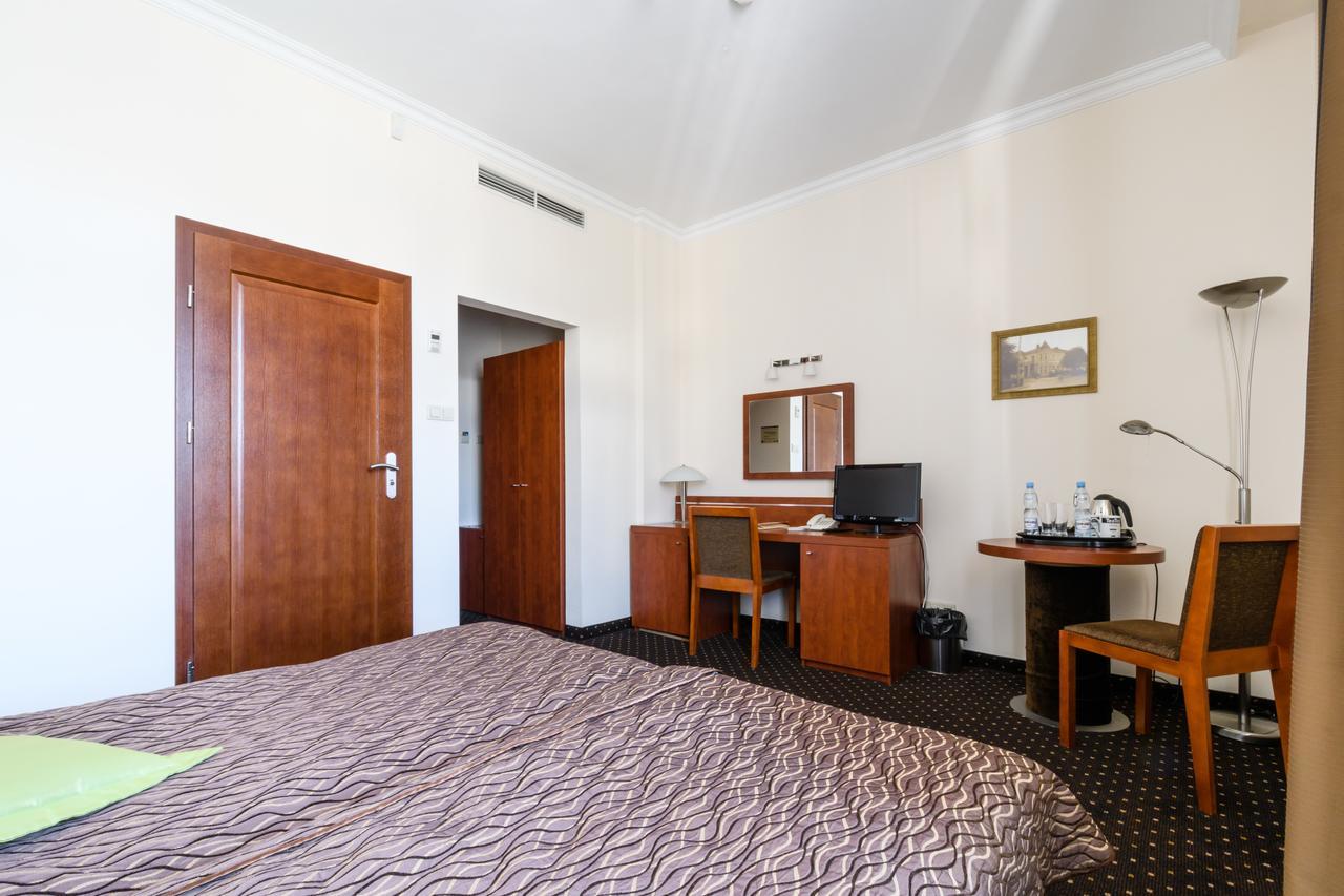 Hotel Sitarska Biłgoraj エクステリア 写真